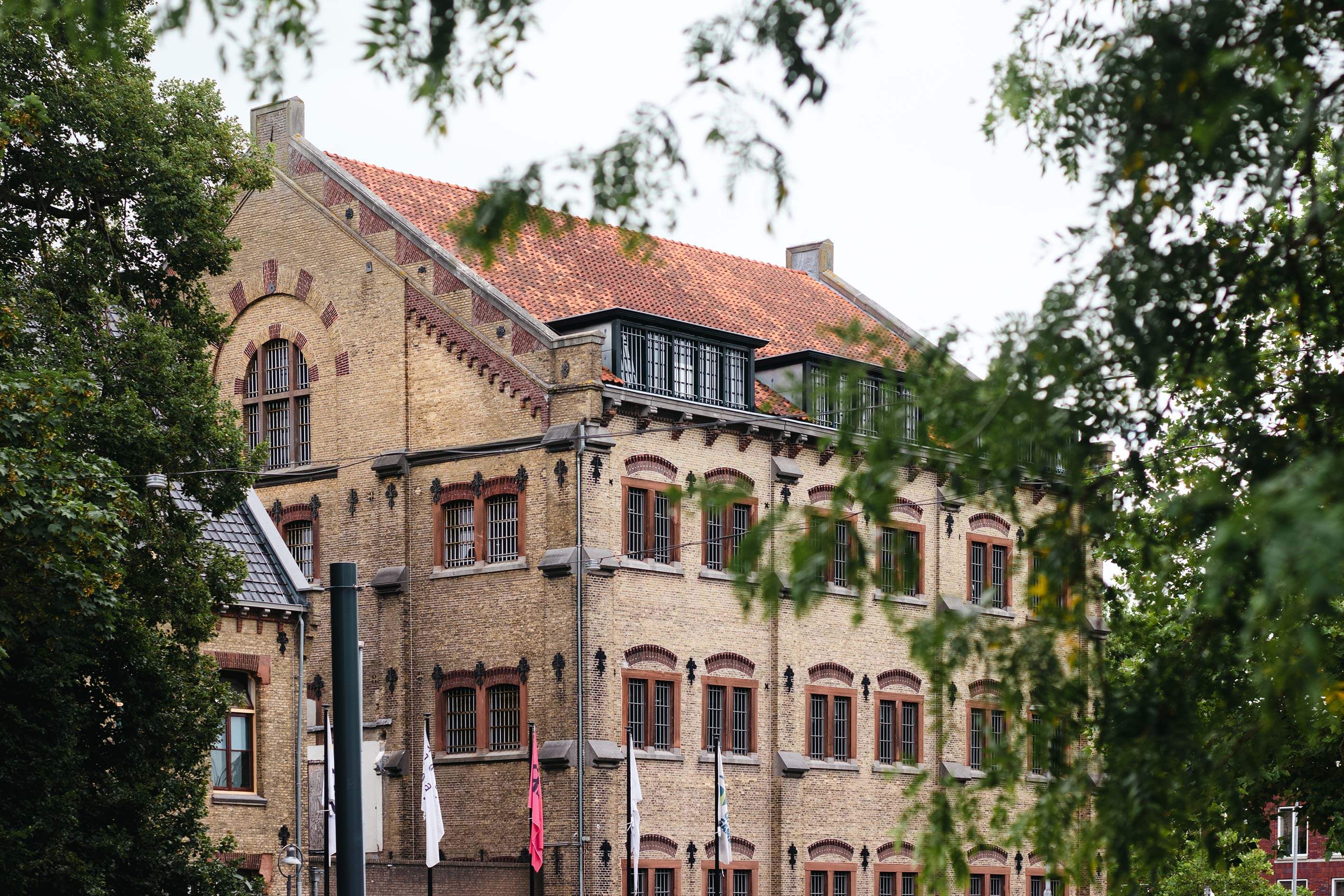 Exterieur cultureel bedrijvencentrum Blokhuispoort te Leeuwarden